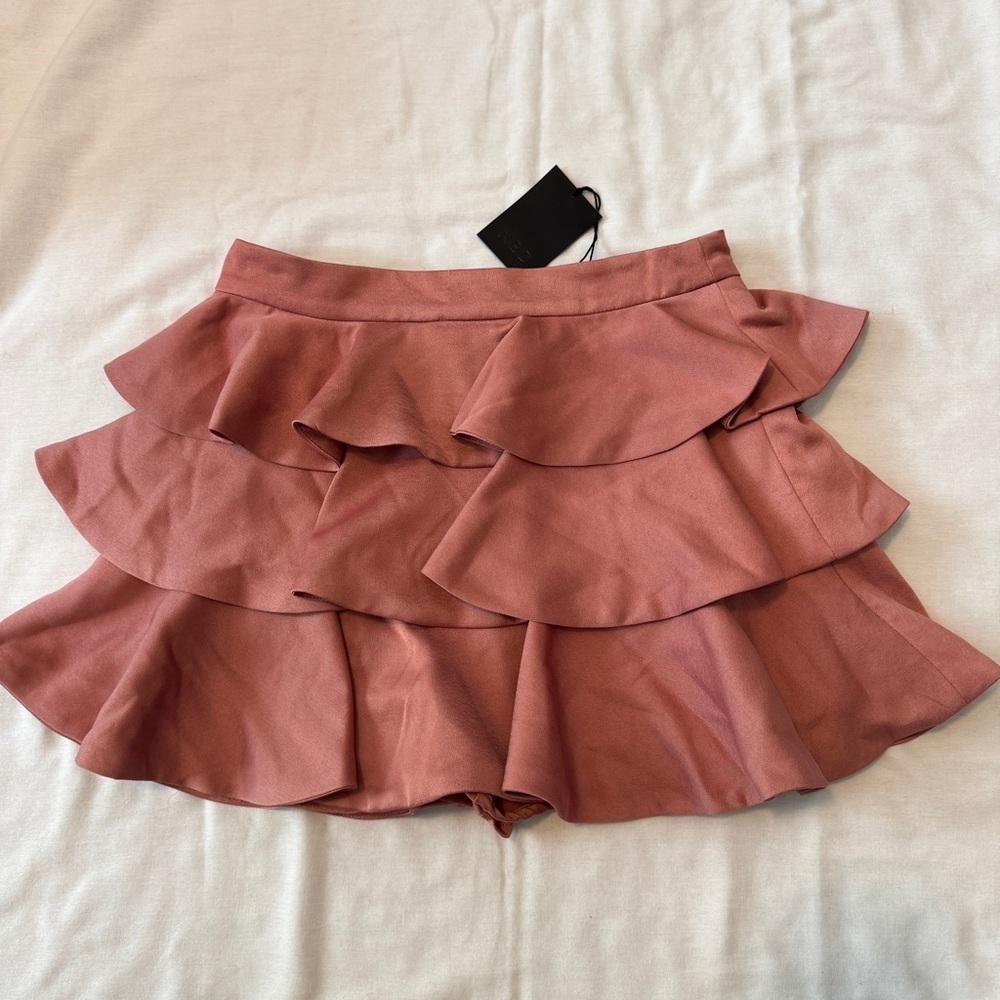 New‎ NBD Small Pink Ruffled Mini Skirt SKORT Suede Feel Feminine Flirty